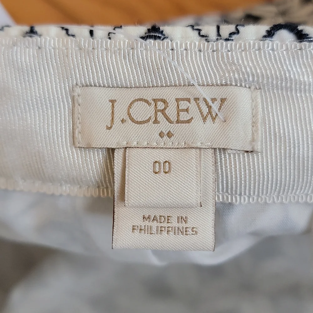 NWT, J.Crew Eyelet Skirt: Flattering! - Picture 10 of 13